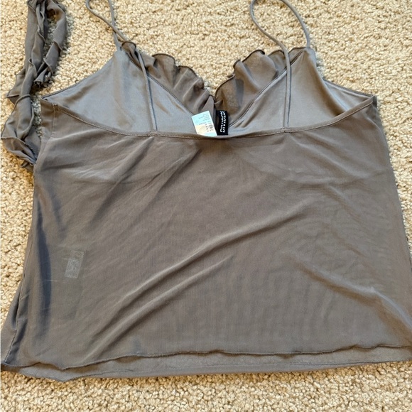 H&M Gray Ruffled Tie Front Camisole - Picture 5 of 7